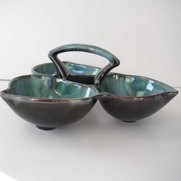 Blue Mountain Pottery Triple Sectioned Serving Dish with Handle Green/Black - Picture 2 of 7